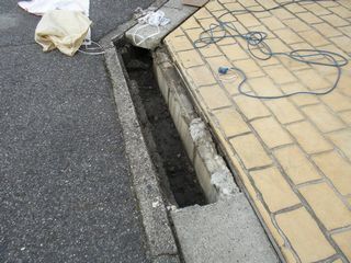 側溝　蓋　駐車場スロープ等　修理、製作出来ます。